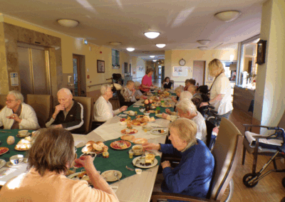 Ostern im Altenpflegeheim Haus Linde