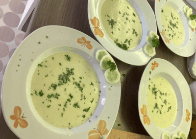 Tagespflege Oelsnitz - Gurkensuppe