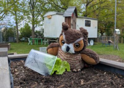 Kita Sonnenschein - Maskottchen Fritzi im Naschgarten